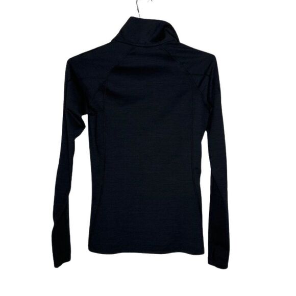 Under Armour Jet Black Long Sleeve‎ 1/4 Zip Women's Shaped Active Wear Top Small - Picture 4 of 7